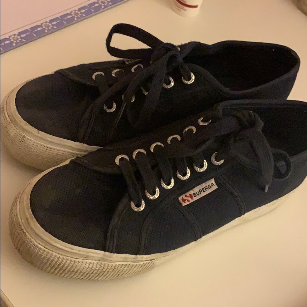 Navy blue platform supergas size 7.5